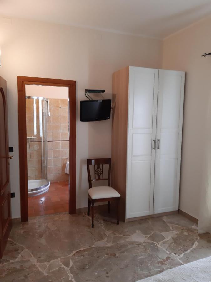 Elena Appartamento Peschiera del Garda Bagian luar foto