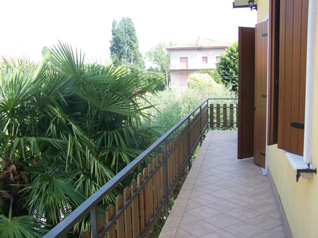 Elena Appartamento Peschiera del Garda Bagian luar foto